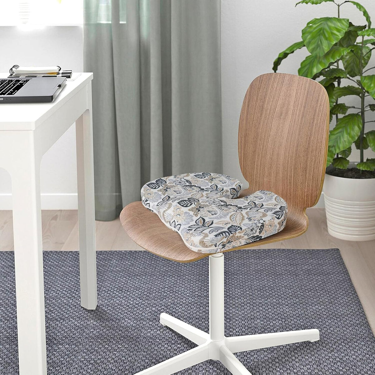 Tailbone Pain Relief Cushion, Memory Foam Seat Cushion for Coccyx Sciatica Pain Pressure Relief Office Desk Chair