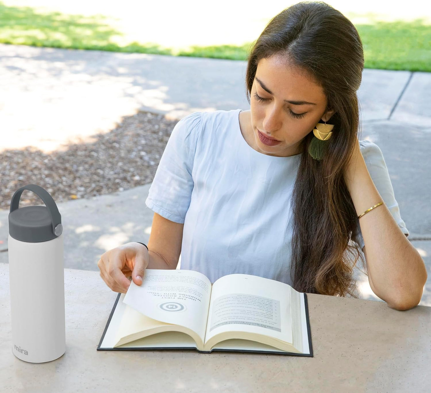 MIRA 18 oz Tea Infuser Thermo - Stainless Steel Travel Bottle with Removable Strainer for Loose Leaf Tea - Insulated Hot & Cold Brew Steeper - White
