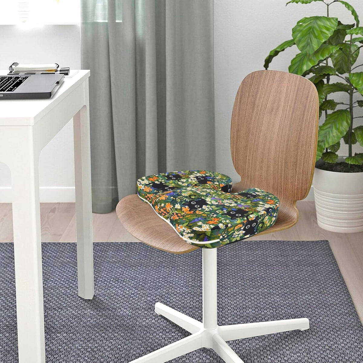 Tailbone Pain Relief Cushion, Memory Foam Seat Cushion for Coccyx Sciatica Pain Pressure Relief Office Desk Chair