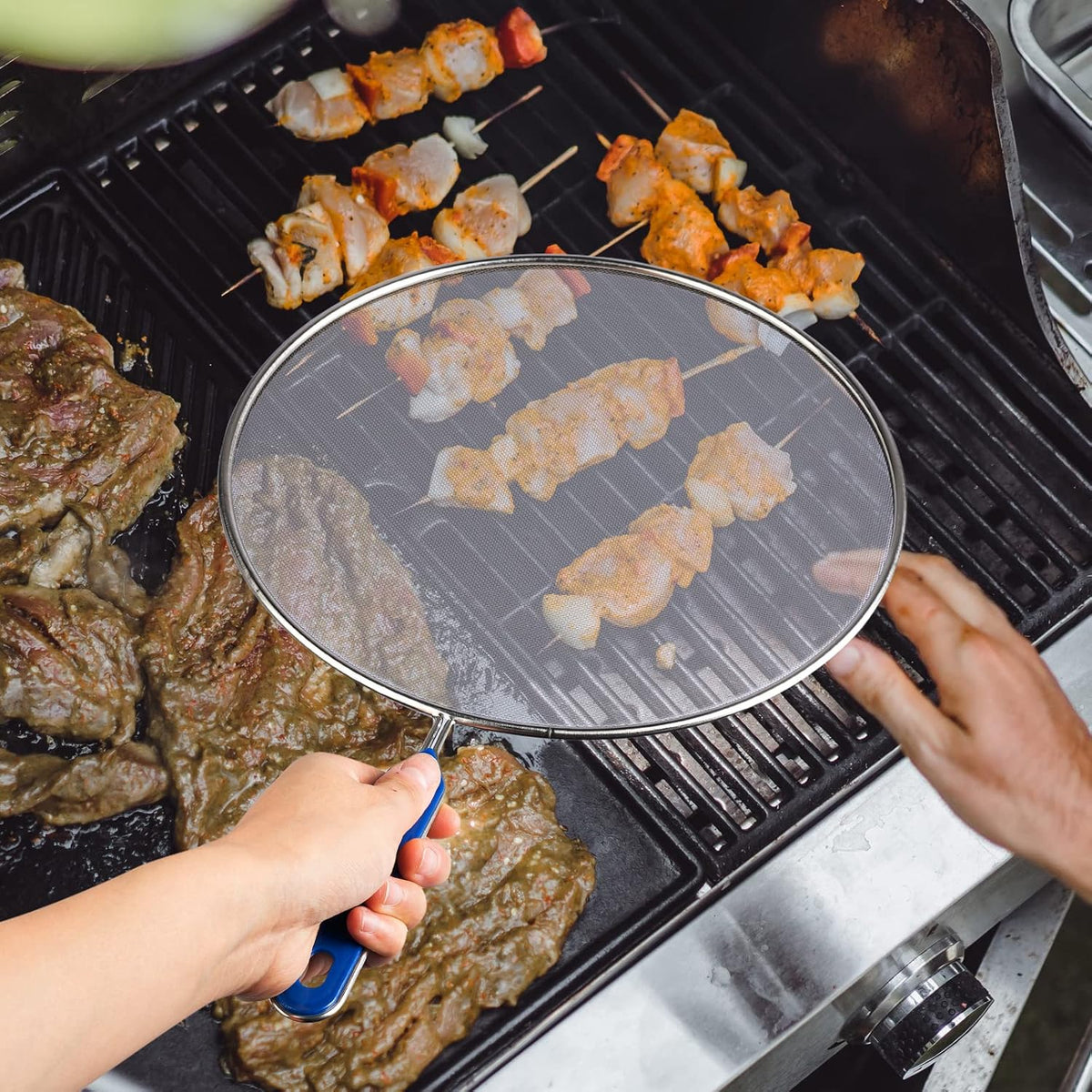 8 Inch Grease Splatter Screen Guard Stainless Steel Splash Screen Protector Guards with Handle Splash-Proof Frying Pan Mesh Pot Lid Cover for Kitchen Cooking Gadgets