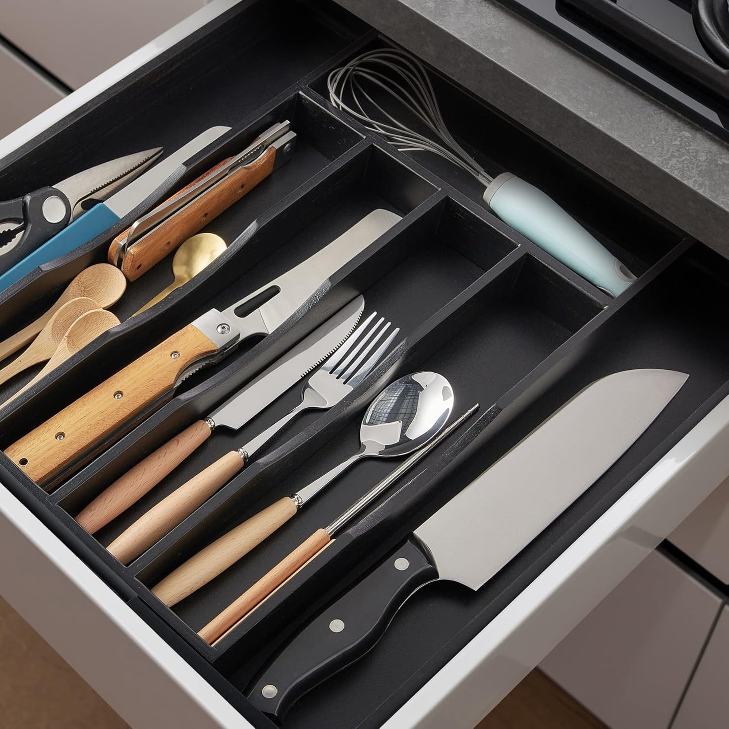 Expandable Bamboo Kitchen Drawer Organizer for Cutlery and Utensils, Adjustable Bamboo Wood Cutlery Tray in Drawer for Flatware and Silverware in Kitchen, (Natural)