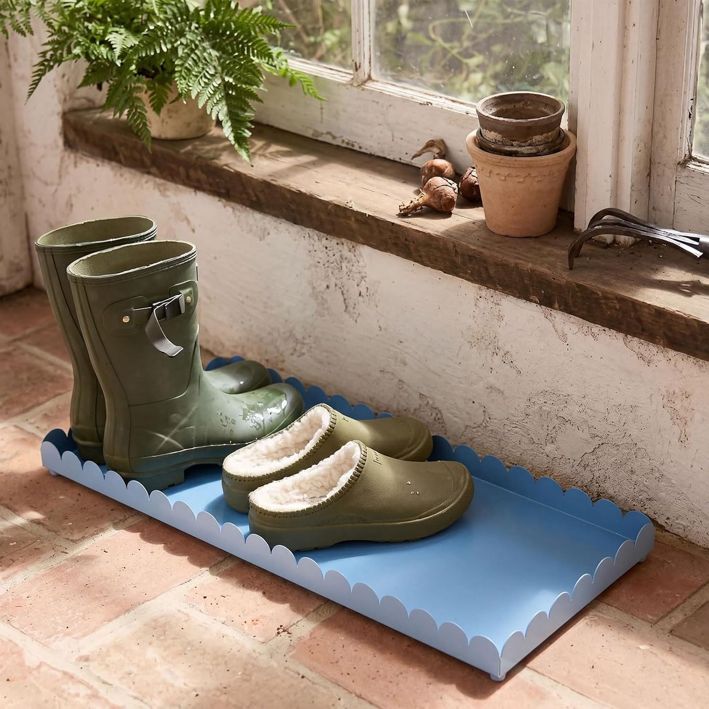 Sieral 34" x 14" x 2" Scalloped Large Metal Boot Tray, Heavy Duty Waterproof Iron Shoe Mat for Entryway Indoor/Outdoor, Multipurpose Shoe Tray for Boots, Plants, Front Door
