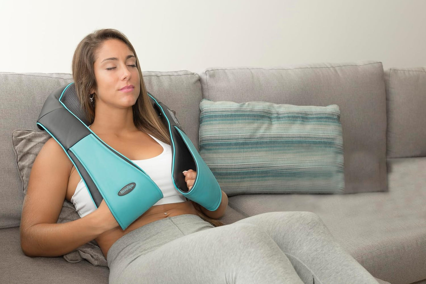 InvoSpa Shiatsu Massager with Heat - Deep Tissue Kneading Pillow for Neck, Shoulders, and Back - Electric Full Body Massage