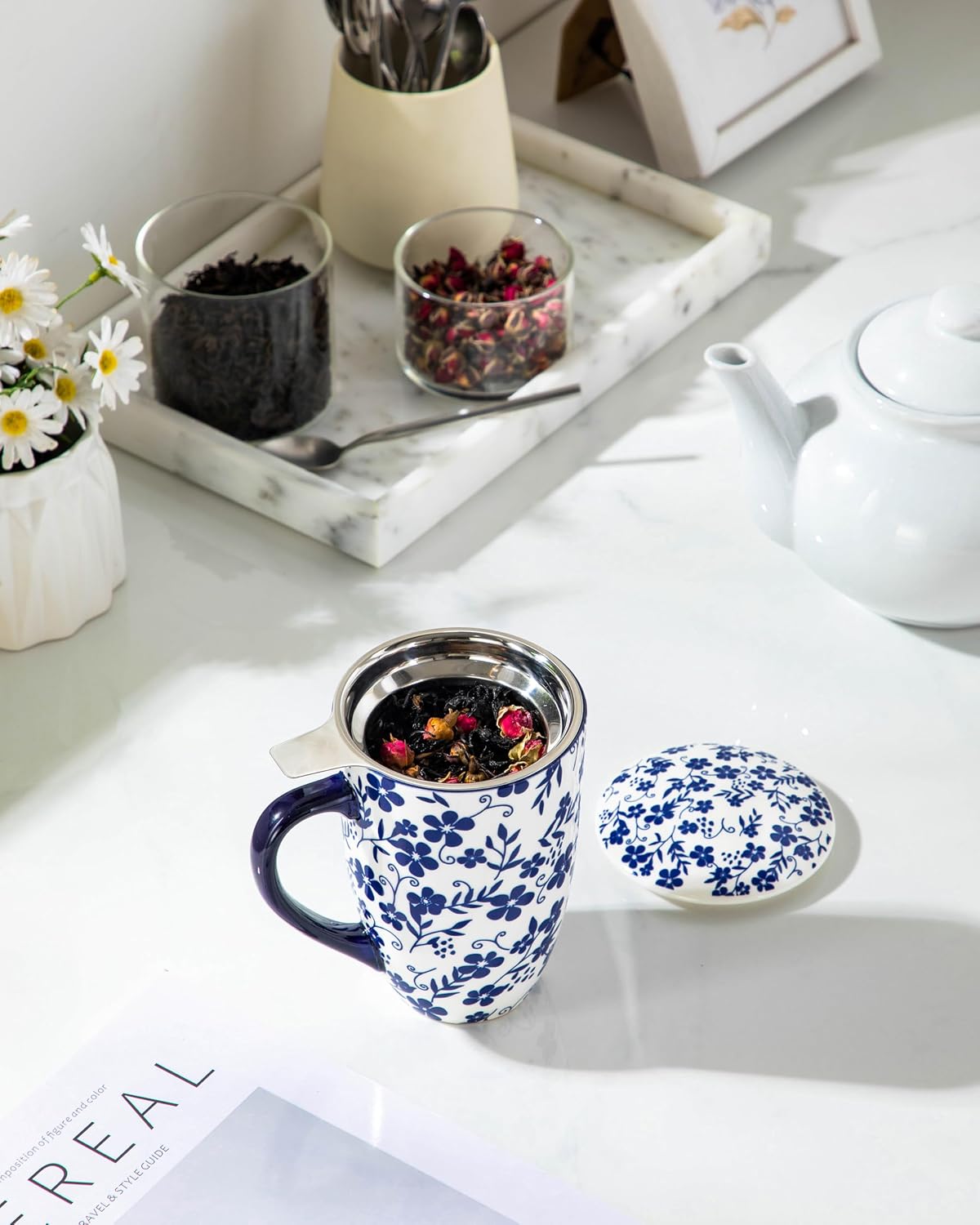 vancasso SELENE Porcelain Tea Mug, 18 oz Porcelain Tea Cup with Infuser and Lid Steeps Loose Leaf Tea, Microwave & Dishwasher Safe, Five-Leaf Clover