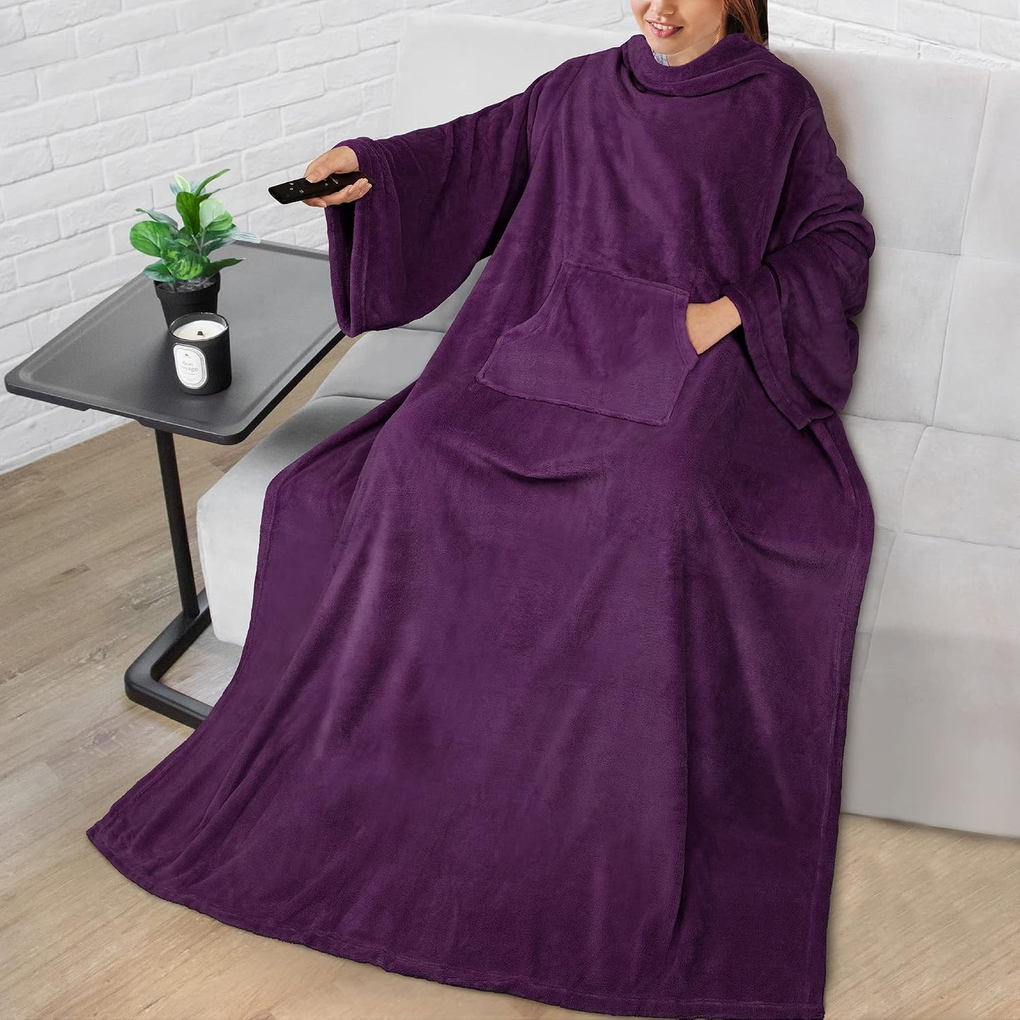 PAVILIA Blanket with Sleeves for Adult Women Men, Soft Warm Wearable Blanket Fleece Wrap Throw, Robe Blanket Gift