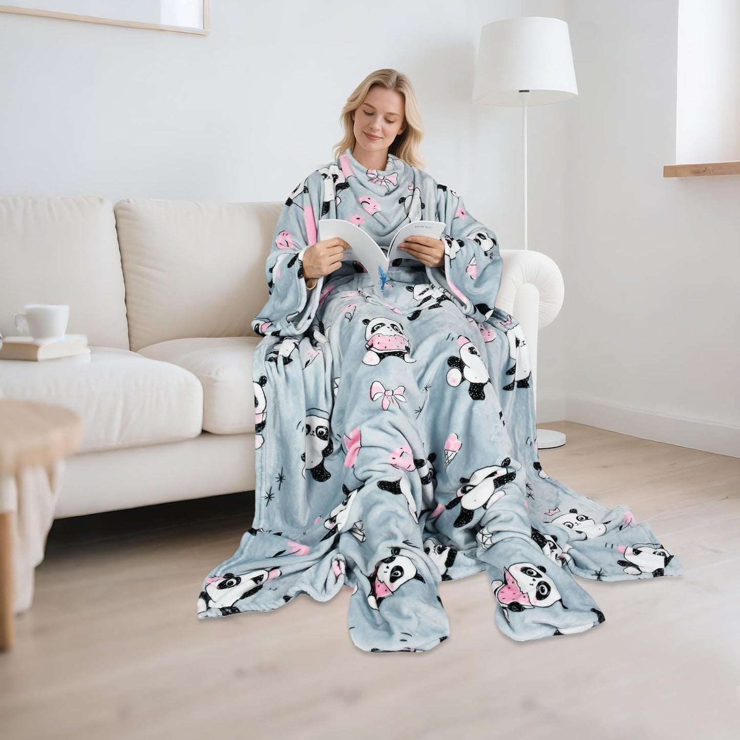 Catalonia Wearable Blanket with Sleeves & Foot Pocket for Adults | Soft Fleece Throw Wrap with Hands-Free Comfort, Perfect for Reading, TV Time & Relaxing, Christmas Gift for Women & Men
