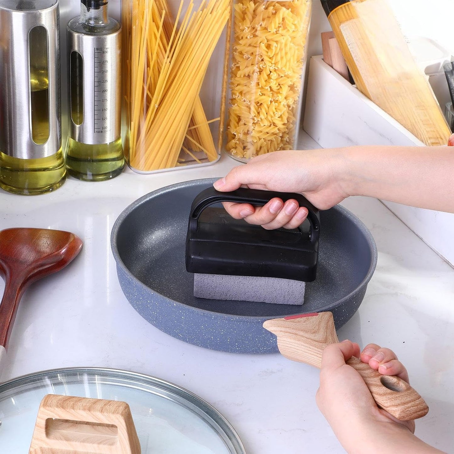 9 Pack Grill Griddle Cleaning Brick Block Pumice Stones Scrubbing Grill Cleaning Stone Griddle Scrubber Cleaner with Handle for Outdoor BBQ Flat Top Cookers Removing Greases Stains