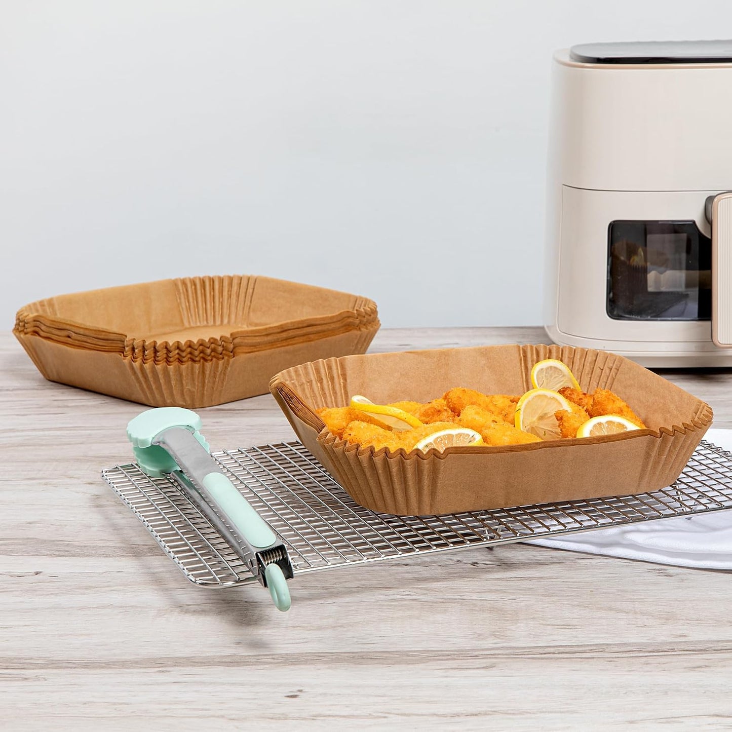 Restaurantware-Pastry Tek 8.1 x 5.5 x 1.8 Inch Air Fryer Liners, 100 Rectangle Air Fryer Baskets - No-Stick Silicone Coating, Unbleached, Food-Grade Paper Liners, For Steamer, Microwave, Oven