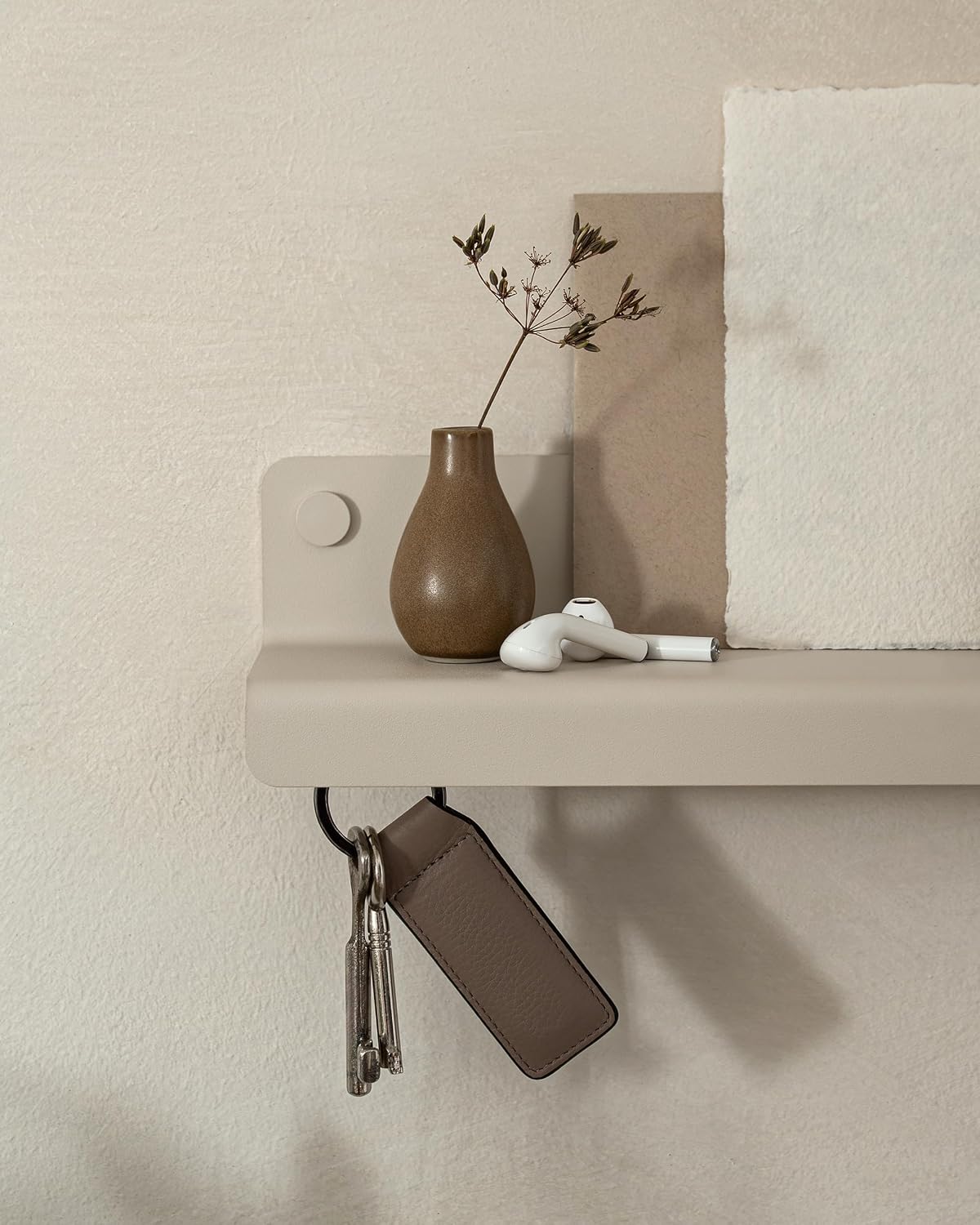 Kazai. Key Holder for Wall 'Holmsen' | Minimalist Key Hooks Design from Berlin | Modern Key Hanger with Metal Shelf | Key Hook Wall Mounted as Hallway Furniture | Sand Taupe