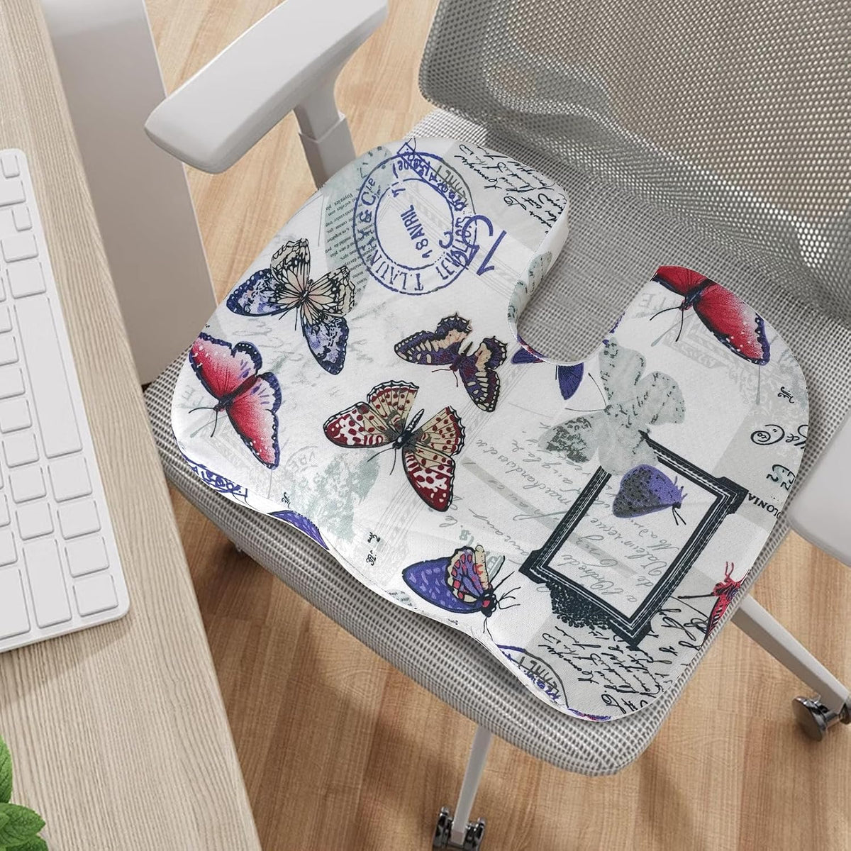 Tailbone Pain Relief Cushion, Memory Foam Seat Cushion for Coccyx Sciatica Pain Pressure Relief Office Desk Chair