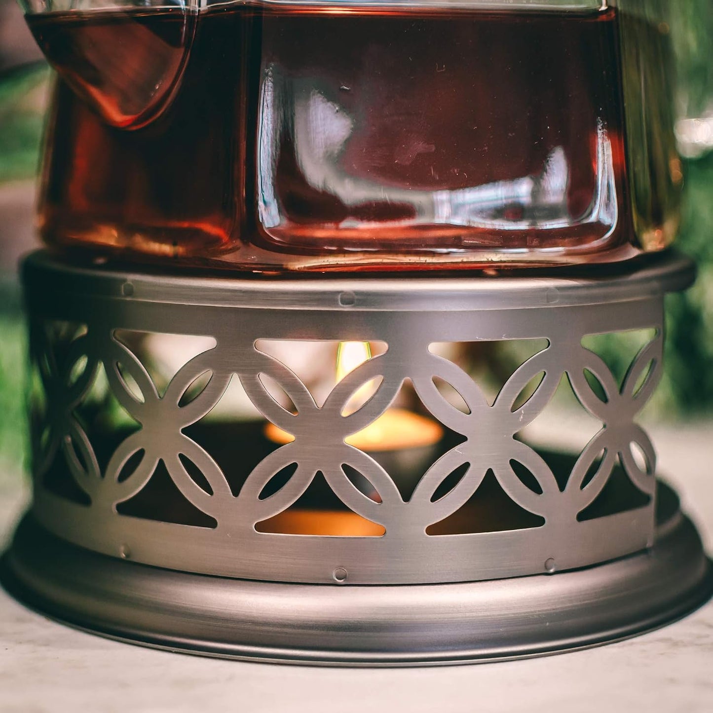GROSCHE Cairo Teapot Warmer with Tea Light Candle, Universal Stand, Bronze | Keeps Tea Warm Longer, Fits Small to Large Teapots, Includes a Tea Light Candle, Provides Gentle Heat, and Easy Daily Use