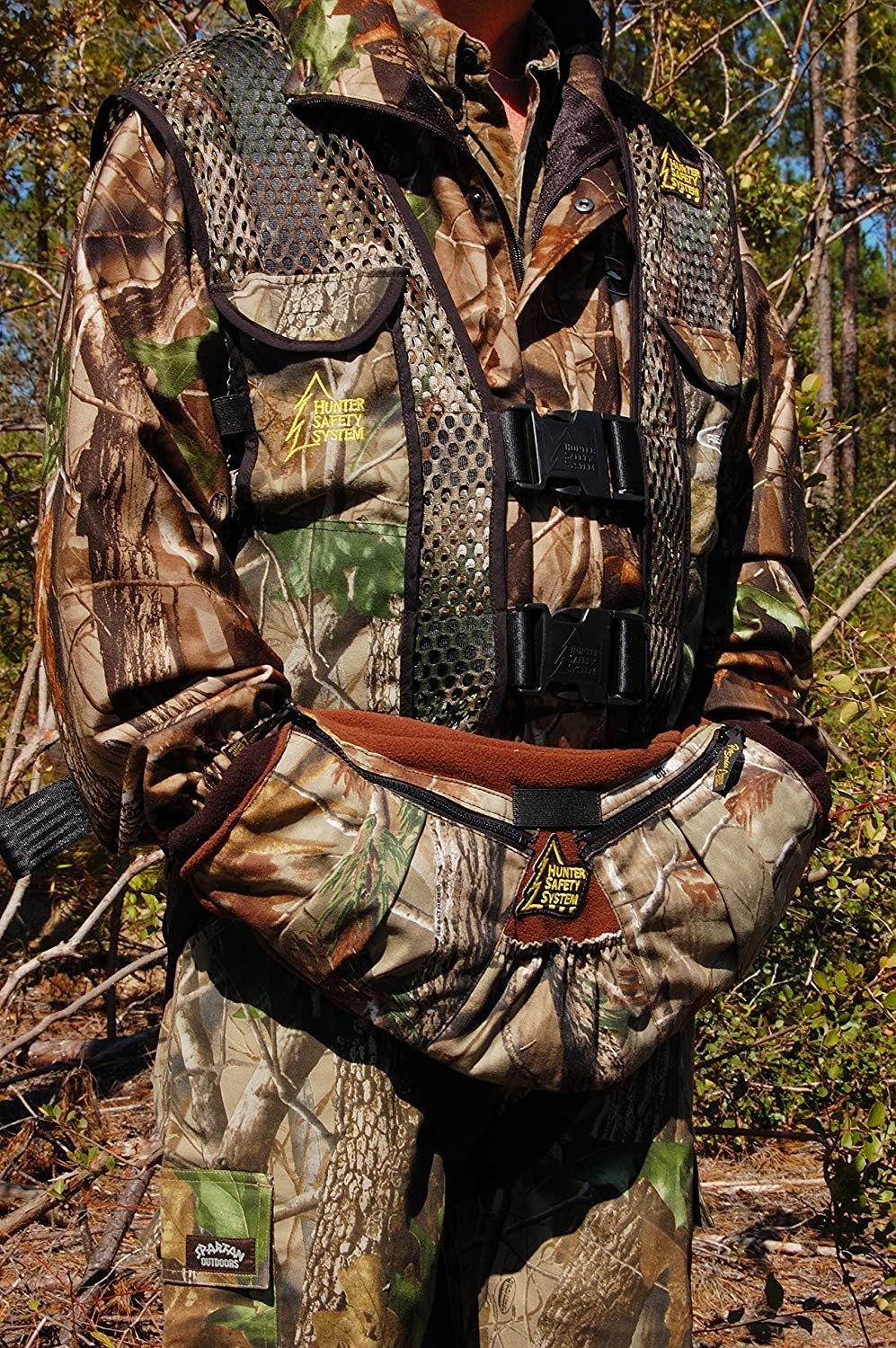 Hunter Safety System Muff-Pak: Polar Fleece Hand Warmer, Front and Back Pockets, Ergonomically Correct Hunting Gear, Perfect for Hunting or Camping