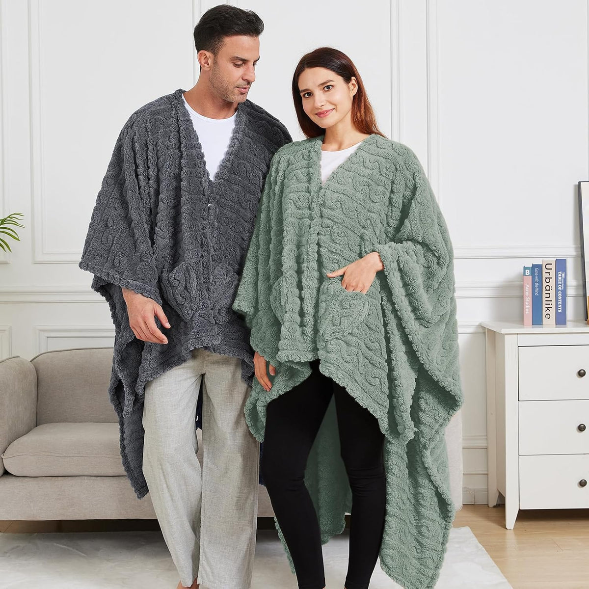 Wearable Blanket Sherpa Fleece Shawl Blanket with Pockets Blanket Poncho Cape for Adults, Cozy Shawl TV Throw Blankets