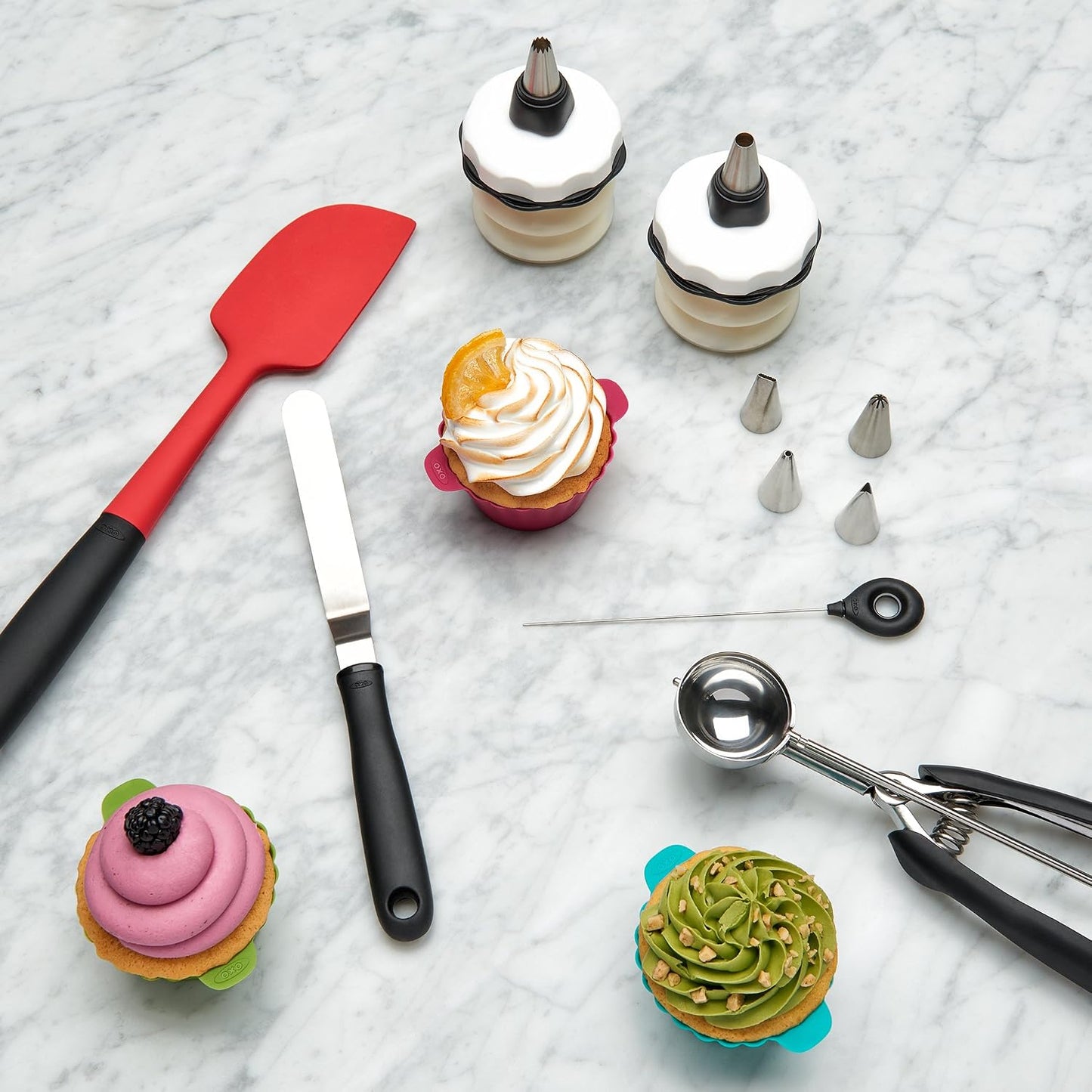 OXO Good Grips Silicone Baking Cups, Pack of 12, Reusable, BPA-Free, Dishwasher Safe, Non-Stick, Food Grade, Cupcake Cups, Muffin Cups, Cupcake Liners, Muffin Liners
