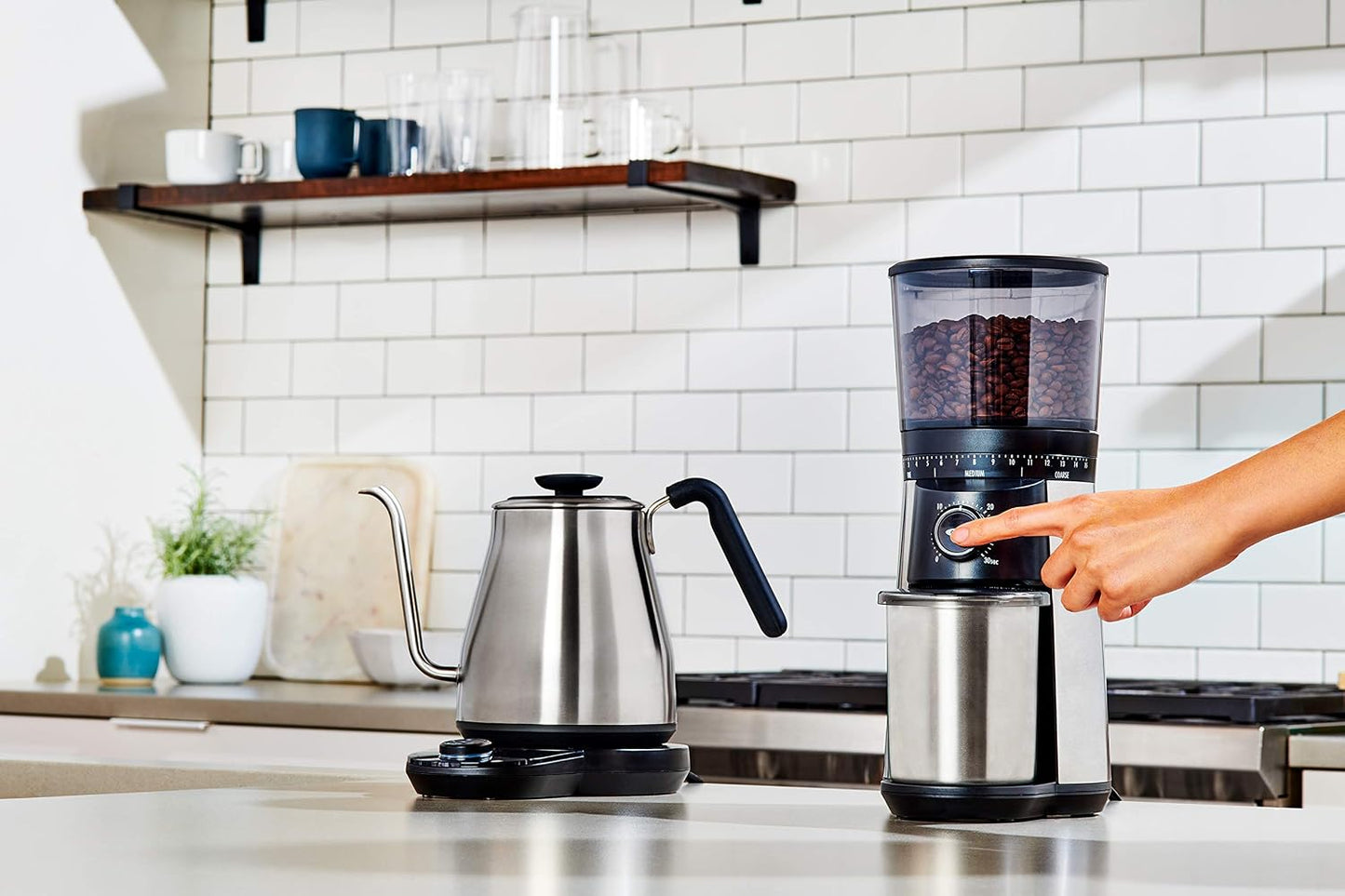 OXO Brew Pour Over Gooseneck Electric Kettle - Stainless Steel | Adjustable Temperature Control, Built-In Timer, Cord Free, Precise Pour, Automatic Shut-Off, Coffee And Tea