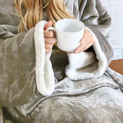 Catalonia Sherpa Wearable Blanket with Sleeves and Pocket for Adults
