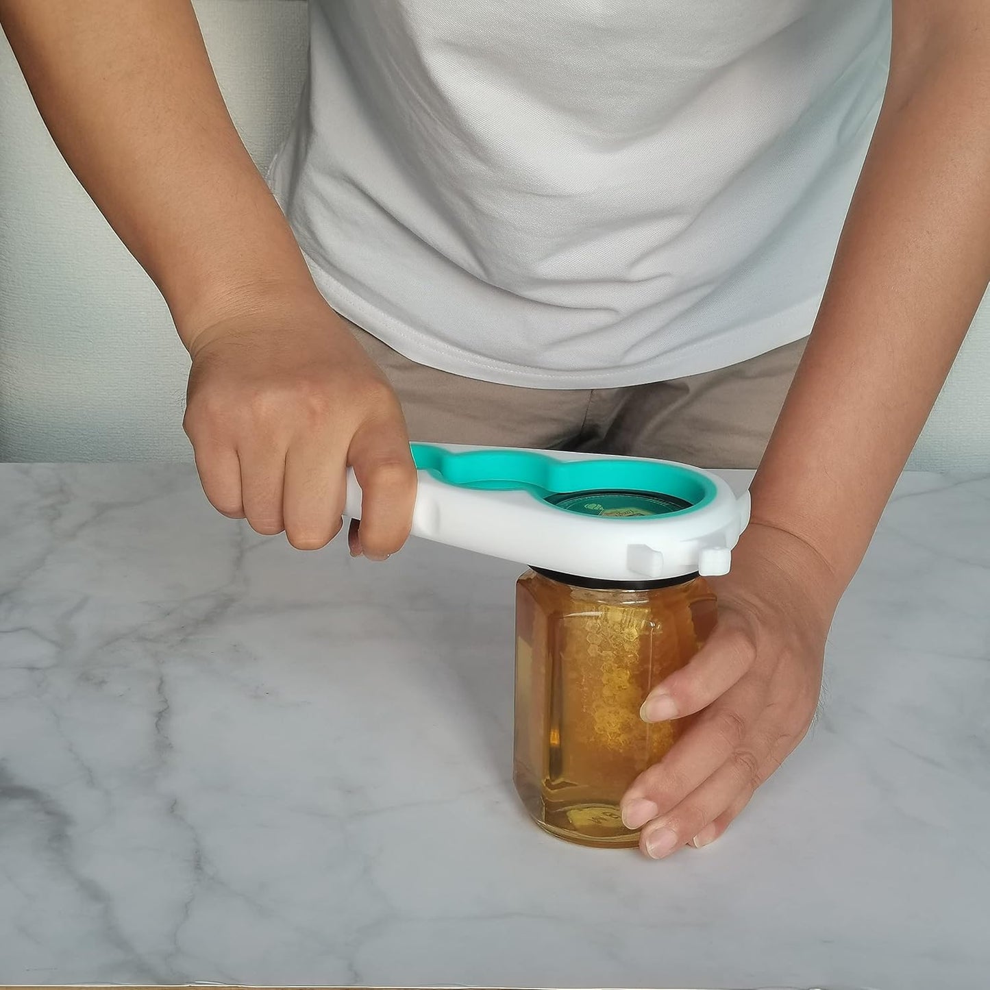 Jar Opener for Weak Hands, 5 in 1 Bottle Opener for Seniors with arthritis | Multifunctional Adjustable Lid Opener with Non-Slip Rubber Gripper Pad – Effortlessly Opens Jars, Bottles & Pop-Top Cans