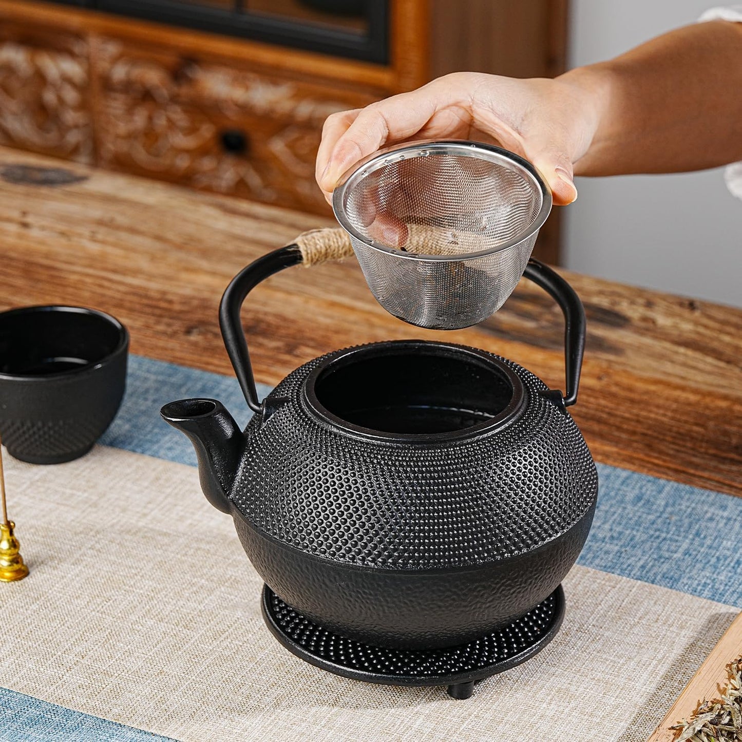 Sungmor Black Cast Iron Teapot Warmer - Base with Candle Holder | Heat Retaining Stand for Tetsubin or Glass & Ceramic Teapots