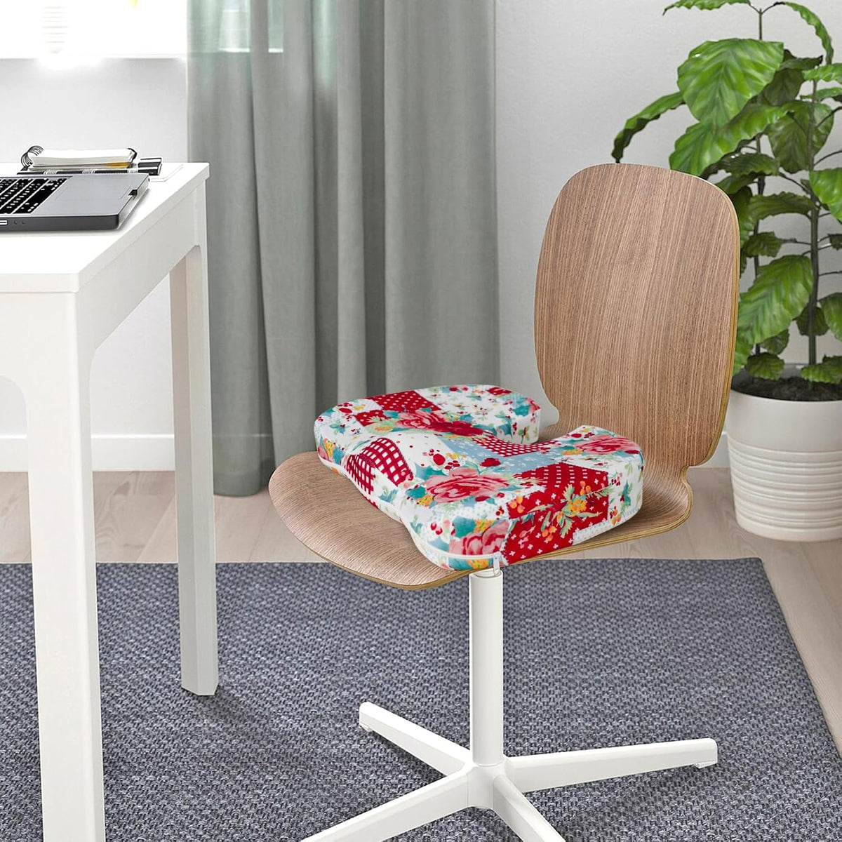 Tailbone Pain Relief Cushion, Memory Foam Seat Cushion for Coccyx Sciatica Pain Pressure Relief Office Desk Chair