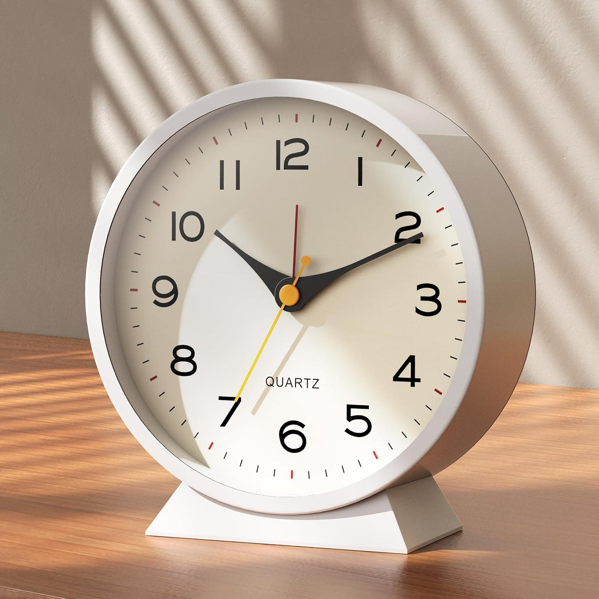 AYRELY® 4.5" Analog Alarm Clock, Small Retro Desk Clock and Table Clock
