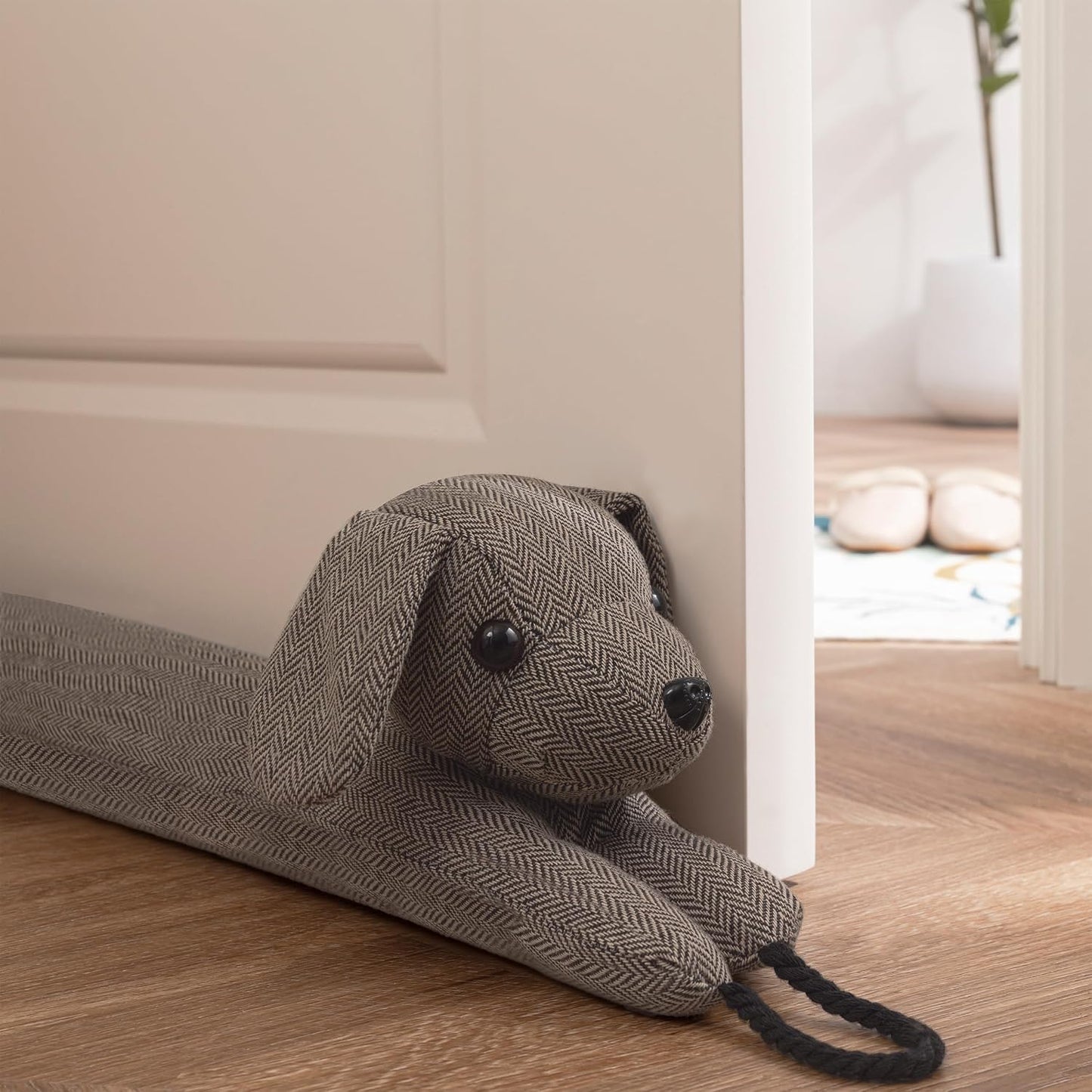 habibee Door Draft Stopper, Weighted Noise Blocker 38 in Coffee Dog | Robust Herringbone Fabric, Weighted Sandbags, Bouncy Cotton Filling, Blocks Light & Dust, Tool-free Setup, Animal Home Decor