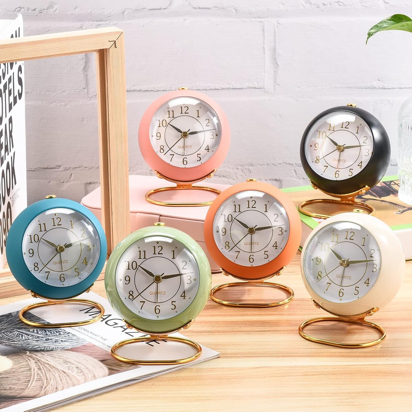 Tetino Analog Alarm Clocks,Retro Backlight Cute Simple Design Small Desk Clock with Night Light,Silent Non-Ticking,Battery Powered,for Decor,Bedrooms,Travel,Kitchen,Bedside Desktop.(White)