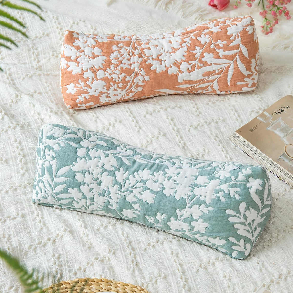 Buckwheat Neck Support Pillow Cervical Neck Cylinder Bolster Pillow,Buckwheat Hulls Adjustable Roll Pillow,Neck Pain Relief for Back and Side Sleepers Round Pillows for Lunch Break beige, 6*15 inch