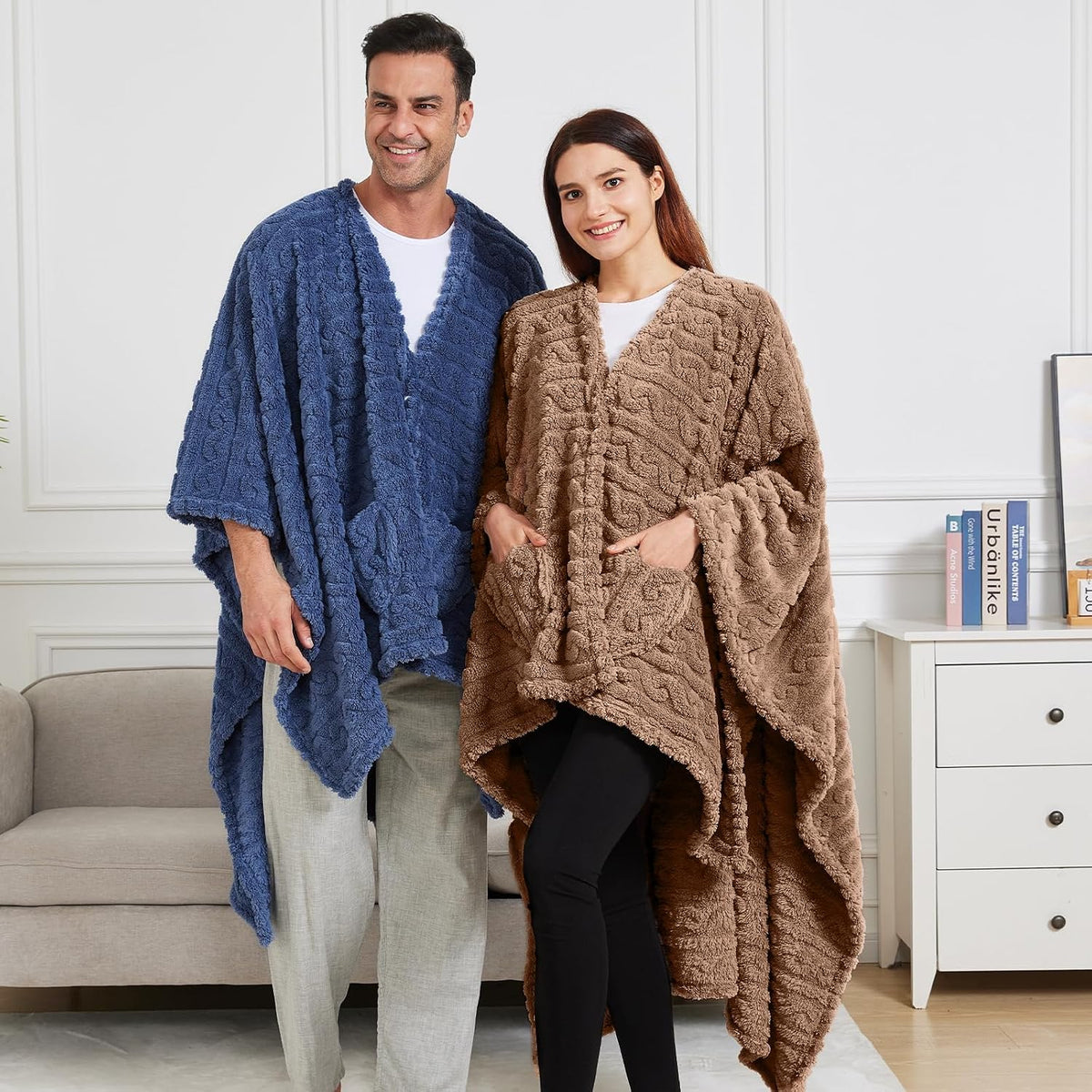 Wearable Blanket Sherpa Fleece Shawl Blanket with Pockets Blanket Poncho Cape for Adults, Cozy Shawl TV Throw Blankets