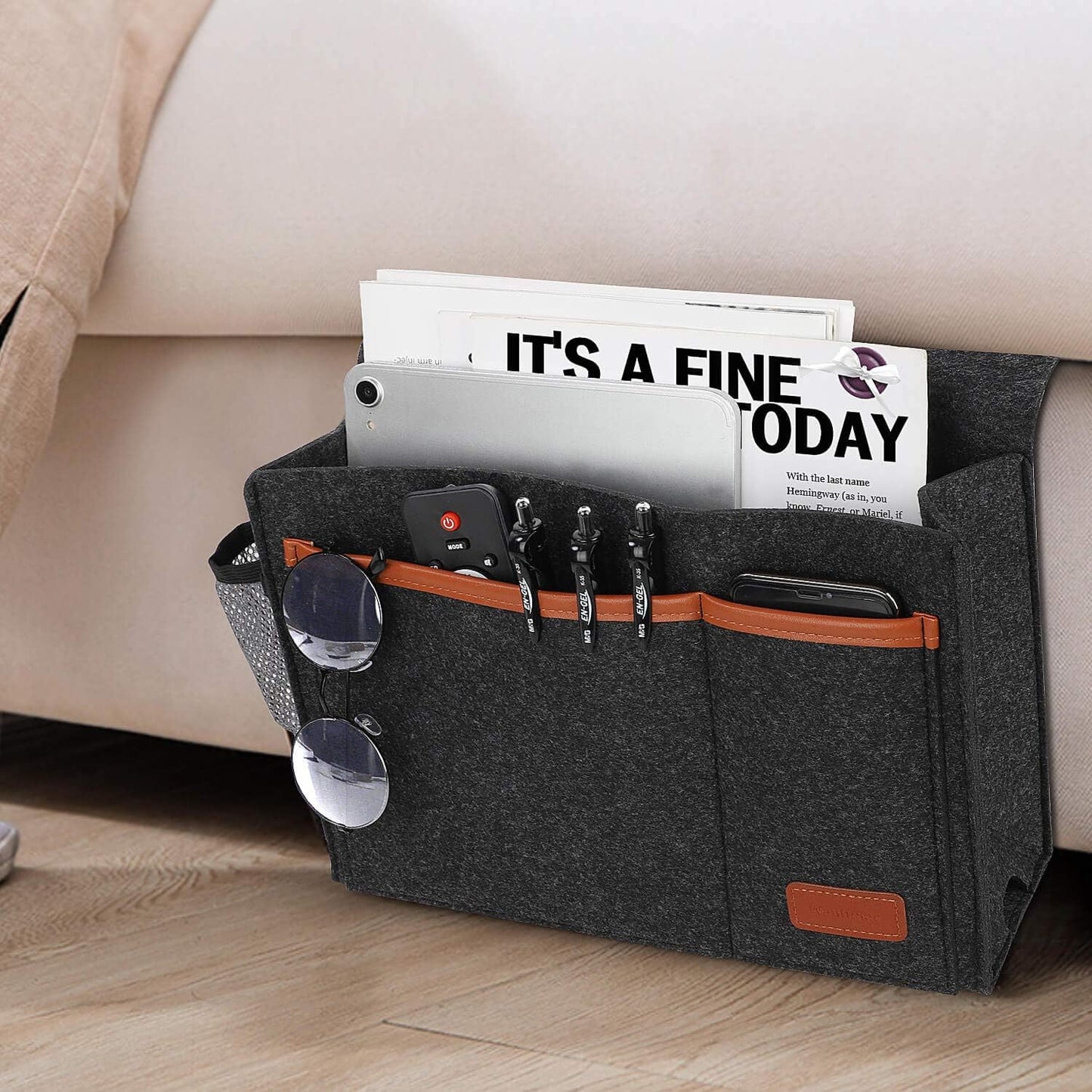 Bedside Caddy, Felt Bed Storage Organizer Hanging Bag Holder with 5 Pockets, Magazine Book Phone Tablet iPad Cables Remote and Water Bottle Holder for Home Dorm Bed Sofa, Light Gray