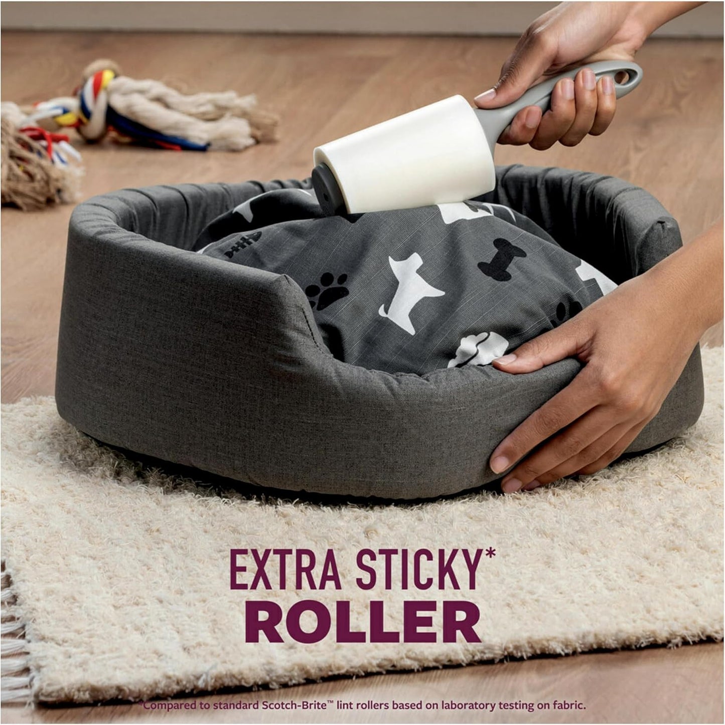 Scotch-Brite Pet Hair Extra Sticky Lint Roller, 95 Sheets Total,1 Pack | Designed for Removing Fur + Fluff on Couches, Clothes, Dog and Cat Beds, & More