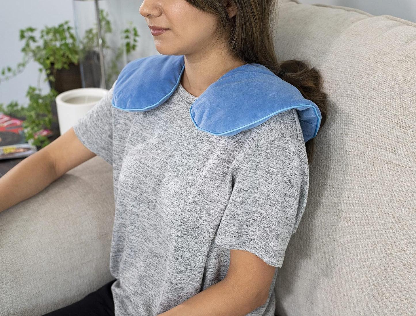 DreamTime Spa Comforts Microwaveable Hot or Cold Neck Shoulder Wrap with Aromatherapy, Lavender and Peppermint Herbal Stress Relief, Green/Brown, Blue Affirmations Print | Microwaveable Heating Pad for Shoulders and Neck, Freeze to Soothe Pain, Soft