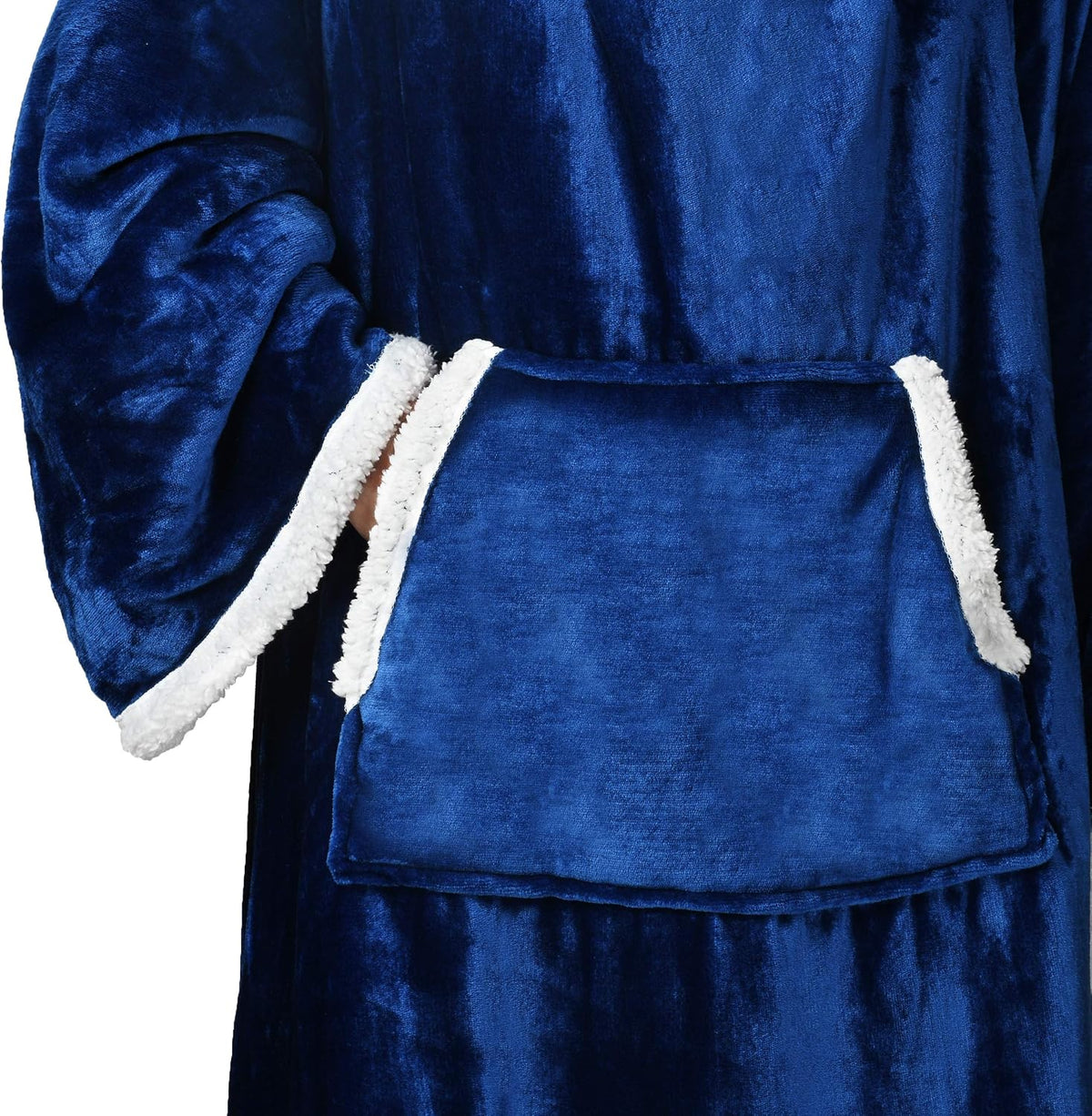 Catalonia Sherpa Wearable Blanket with Sleeves and Pocket for Adults