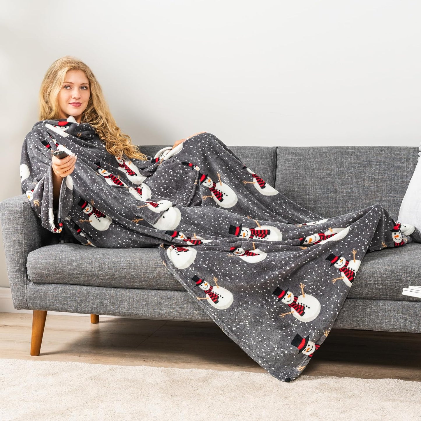PAVILIA Blanket with Sleeves for Adult Women Men, Soft Warm Wearable Blanket Fleece Wrap Throw, Robe Blanket Gift