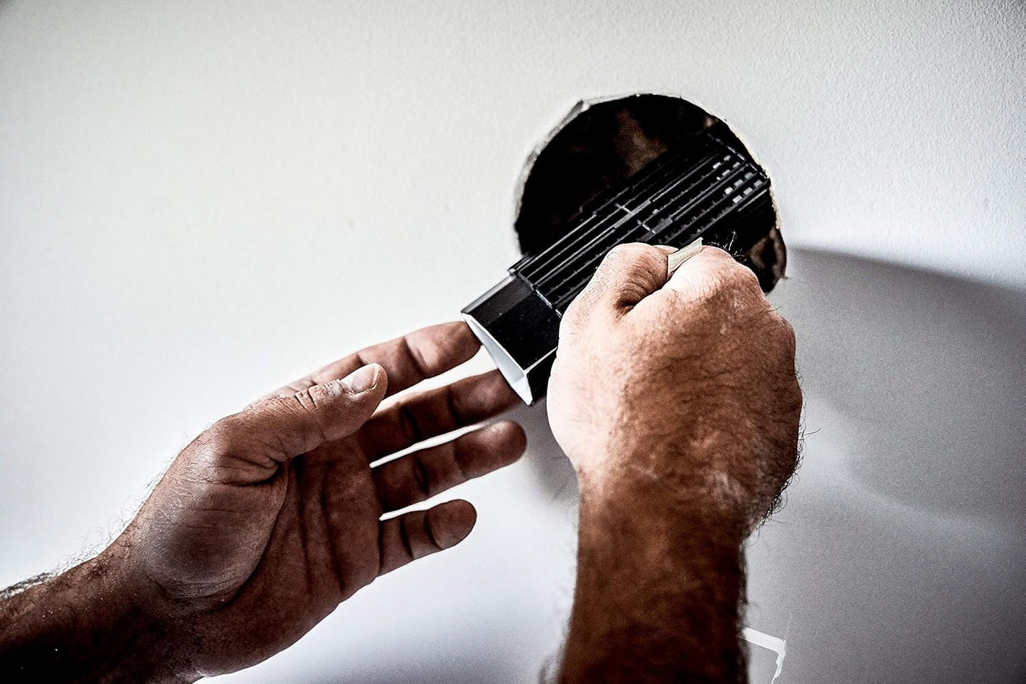3M High Strength Large Hole Repair Kit | Wall Hole Repair Kit With Spackling Compound, Putty Knife, Repair Plate, And Sanding Sponge, No Shrinking or Cracking