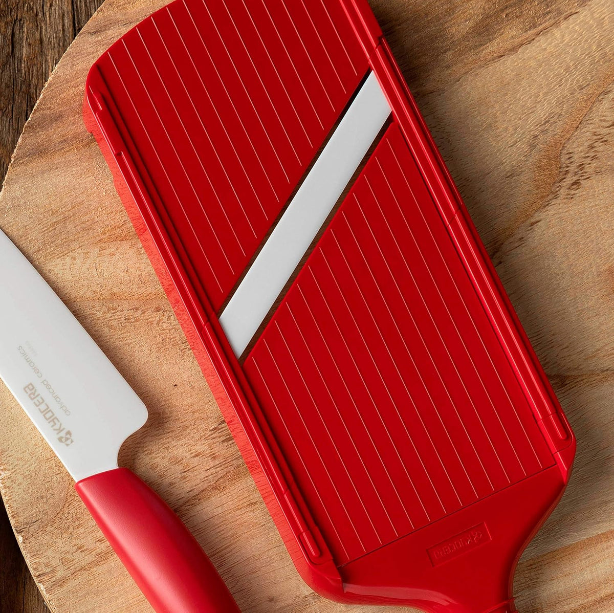 KYOCERA Adjustable Ceramic Mandoline Slicer – 4 Thickness Settings