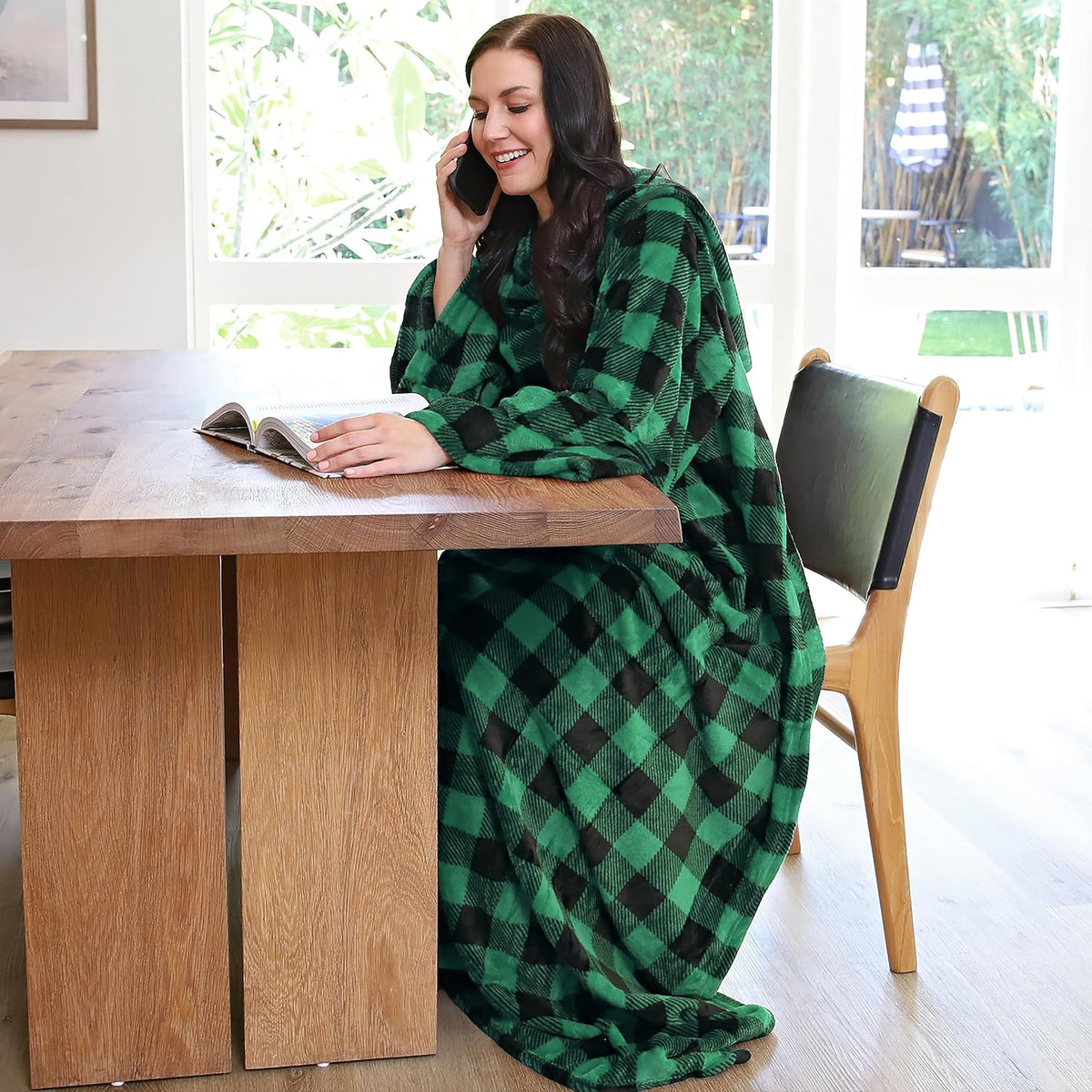 Catalonia Wearable Blanket with Sleeves for Women & Men, Fleece Wrap Throw