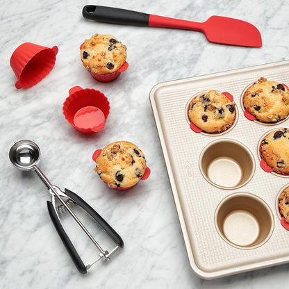 OXO Good Grips Silicone Baking Cups, Pack of 12, Reusable, BPA-Free, Dishwasher Safe, Non-Stick, Food Grade, Cupcake Cups, Muffin Cups, Cupcake Liners, Muffin Liners