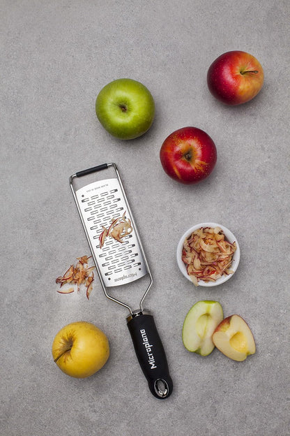 Microplane Gourmet Series Cheese Grater with Soft Touch Handle (Extra Coarse, Black)