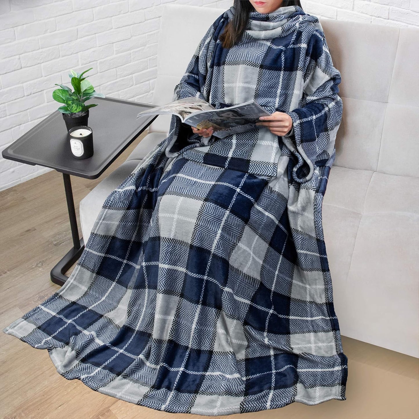PAVILIA Blanket with Sleeves for Adult Women Men, Soft Warm Wearable Blanket Fleece Wrap Throw, Robe Blanket Gift
