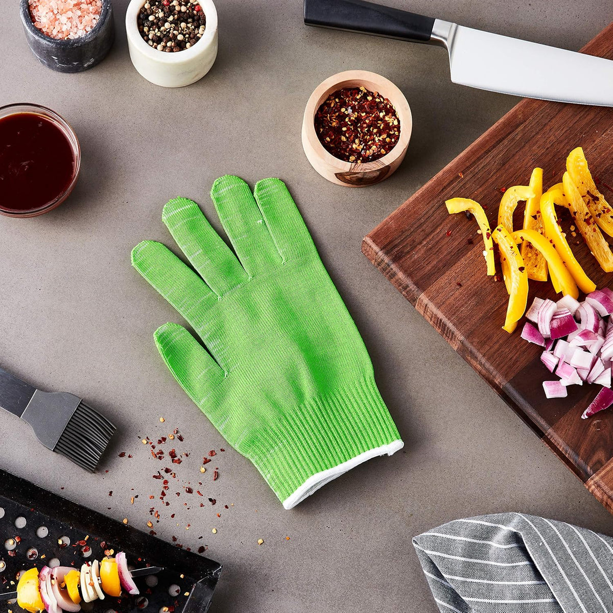 Mercer Culinary MercerGuard Cut Glove, Large